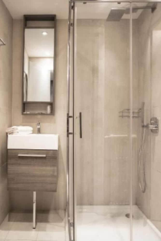 Hotel Schtak Кан Екстериор снимка